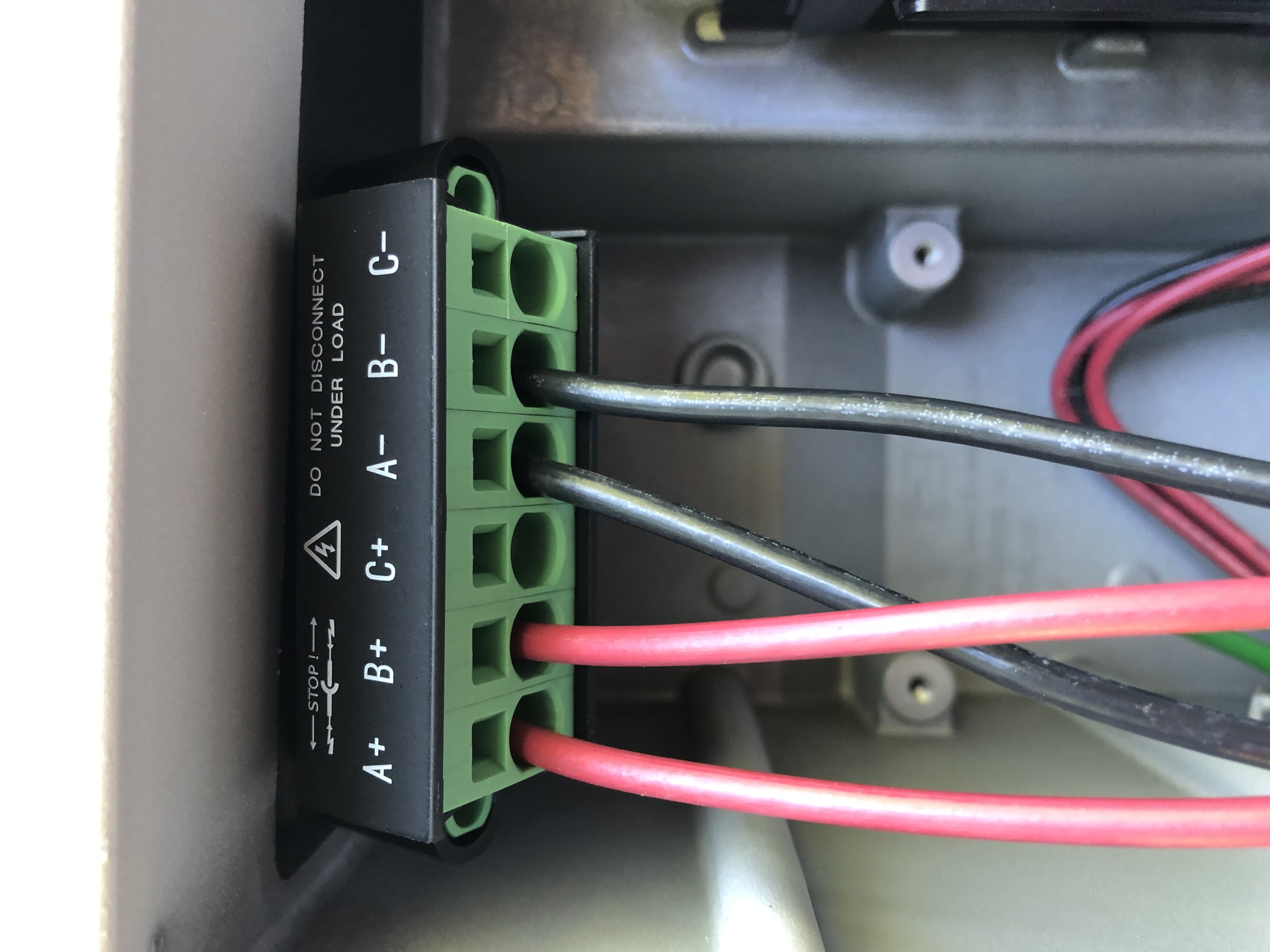 gregs sma inverter dc terminals.JPG
